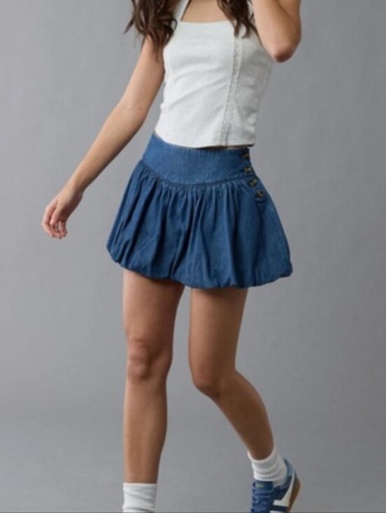 American Eagle Outfitters Dresses & Skirts - NWT American Eagle Womens Size 000 26"  Denim Side Button Bubble Skort Mini